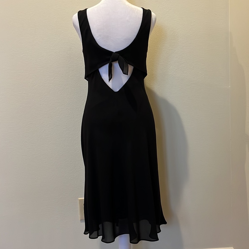 Niki Lavas little black dress women’s size 6